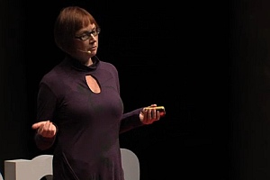 Heather Kelly zeigte, was alles im Begriff "Spiel" stecken kann. Heather Kelly zeigte, was alles im Begriff "Spiel" stecken kann.
