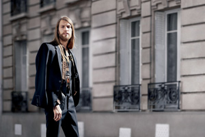 Die Margiela-H&M-Kampagne stammt von Fotografin Sam Taylor Wood. Die Margiela-H&M-Kampagne stammt von Fotografin Sam Taylor Wood.