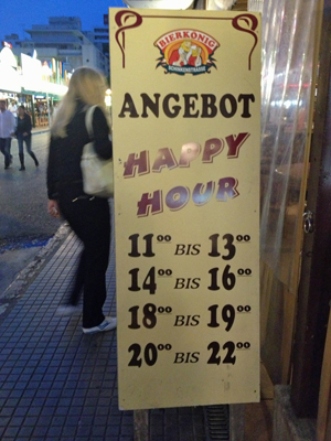 Die Frage ist, ob tatsächlich wer außerhalb der Happy Hours konsumiert? Die Frage ist, ob tatsächlich wer außerhalb der Happy Hours konsumiert?