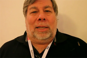 Steve Wozniak nutzt unterschiedliche Betriebssysteme, um mitreden zu können Steve Wozniak nutzt unterschiedliche Betriebssysteme, um mitreden zu können