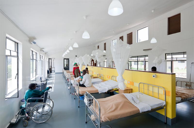 Die Tuberkulosegefahr ist  gebannt: Beim Bau des Butaro-Krankenhauses in
 Ruanda, Preisträger beim diesjährigen Zumtobel Group Award, ...
&nbsp;