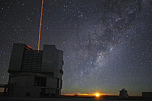 Das Very Large Telescope unter einem unvergleichlich klaren Himmel. Das Very Large Telescope unter einem unvergleichlich klaren Himmel.