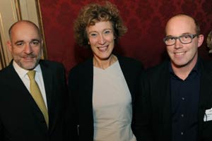 Die Veranstalter von Leadership Revisited, Martin Engelberg (Vienna Consulting Group) und Barbara Heitger (Heitger Consulting), mit Oliver Holle (rechts).
