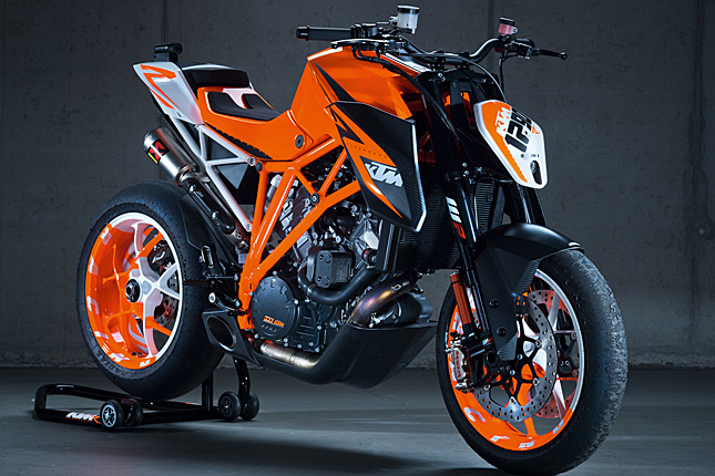 Styling als Herrschaftsanspruch: Der Prototyp der neuen KTM Super Duke.