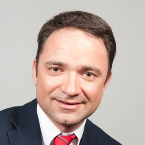 "Gewebeschonende Mini-Schlüsselloch-Techniken bei Darmeingriffen und
erfolgreiche Innovationen wie etwa der neue Darmring sind sehr
begrüßenswert, aber man muss auch richtig damit umgehen können", betont Andreas Shamiyeh vom AKH-Linz. "Gewebeschonende Mini-Schlüsselloch-Techniken bei Darmeingriffen und
erfolgreiche Innovationen wie etwa der neue Darmring sind sehr
begrüßenswert, aber man muss auch richtig damit umgehen können", betont Andreas Shamiyeh vom AKH-Linz.