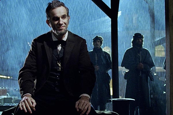 Ein Mann mit vielen Facetten: Der Brite Daniel Day-Lewis verkörpert "Lincoln" und wird dafür wieder mal als Oscar-Kandidat gehandelt. 
