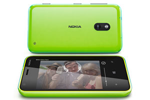 Klein, billig, bunt: damit will Nokia die jüngeren Nutzer erreichen Klein, billig, bunt: damit will Nokia die jüngeren Nutzer erreichen