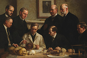 Sensationsfund oder Fälschung? Ein Gemälde aus dem Jahr 1915 zeigt Forscher beim Studium der Piltdown-Fossilien. Sensationsfund oder Fälschung? Ein Gemälde aus dem Jahr 1915 zeigt Forscher beim Studium der Piltdown-Fossilien.