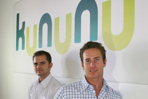 Mark (links) und Martin Poreda von kununu verkaufen ihr Portal an Xing. Mark (links) und Martin Poreda von kununu verkaufen ihr Portal an Xing.
