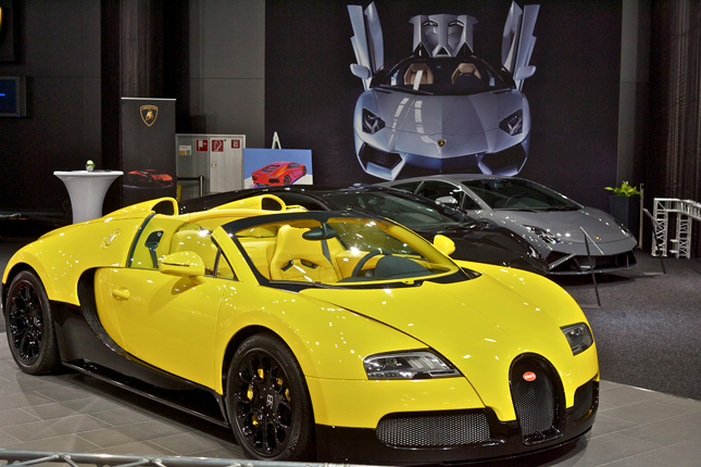 Exklusive Automodelle (Bugatti, Lamborghini) ...