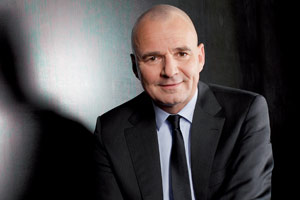 "Hugo Boss ist nicht nur eine Männermarke, die Damenlinien größer zu machen ist eines unserer Ziele", sagt Christoph Auhagen, Chief Brand Officer bei Hugo Boss. "Hugo Boss ist nicht nur eine Männermarke, die Damenlinien größer zu machen ist eines unserer Ziele", sagt Christoph Auhagen, Chief Brand Officer bei Hugo Boss.
