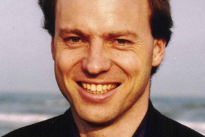 Experimentalökonom Sutter: "Es ist
faszinierend, den Menschen beim Entscheiden zuzusehen." Experimentalökonom Sutter: "Es ist
faszinierend, den Menschen beim Entscheiden zuzusehen."