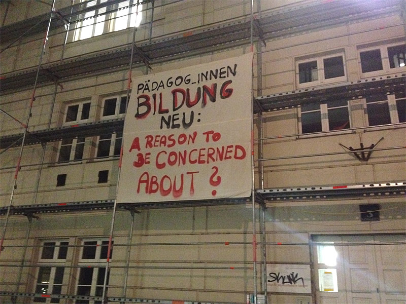 Protest der Kunst-Unis gegen die Reformpläne der Regierung.