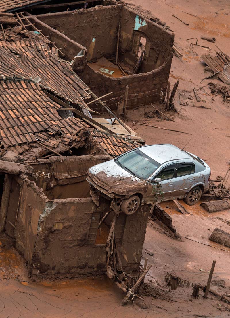 Eine Aufnahme im Ort Bento Rodrigues im Bundesstaat Minas Gerais in Brasilien einen Tag nach dem Dammbruch. Die kologische Katastrophe wird sich noch ausweiten, meinen Wissenschafter.