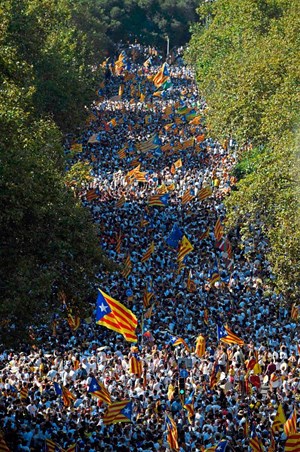 Anlass der Proteste – hier in Barcelona am Sonntagnachmittag – ist die Diada, der katalanische Nationalfeiertag.