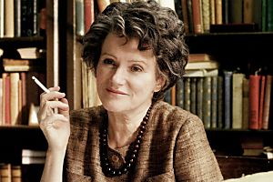 Barbara Sukowa verkörpert Hannah Arendt