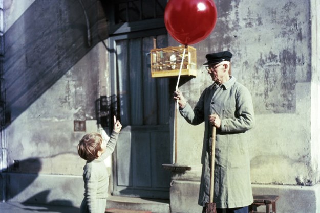 http://images.derstandard.at/t/M625/Movies/1956/10978/151228130104515_13_der-rote-ballon_aufm03.jpg http://images.derstandard.at/t/M625/Movies/1956/10978/151228130104515_13_der-rote-ballon_aufm03.jpg