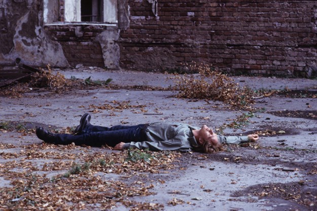 http://images.derstandard.at/t/M625/movies/2005/8141/160822223700880_9_keller-teenage-wasteland_aufm04.jpg http://images.derstandard.at/t/M625/movies/2005/8141/160822223700880_9_keller-teenage-wasteland_aufm04.jpg