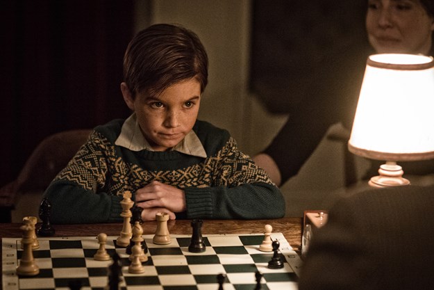 http://images.derstandard.at/t/M625/movies/2014/22874/170315223051727_15_bauernopfer-spiel-der-koenige_aufm04.jpg http://images.derstandard.at/t/M625/movies/2014/22874/170315223051727_15_bauernopfer-spiel-der-koenige_aufm04.jpg