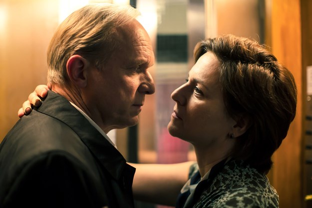 http://images.derstandard.at/t/M625/movies/2015/23421/161206223049452_20_gleissendes-glueck_aufm04.jpg http://images.derstandard.at/t/M625/movies/2015/23421/161206223049452_20_gleissendes-glueck_aufm04.jpg