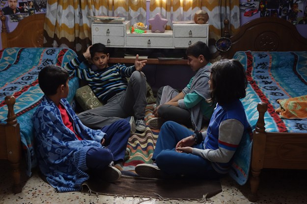 http://images.derstandard.at/t/M625/movies/2015/24259/161122223045356_8_ein-lied-fuer-nour_aufm02.jpg http://images.derstandard.at/t/M625/movies/2015/24259/161122223045356_8_ein-lied-fuer-nour_aufm02.jpg