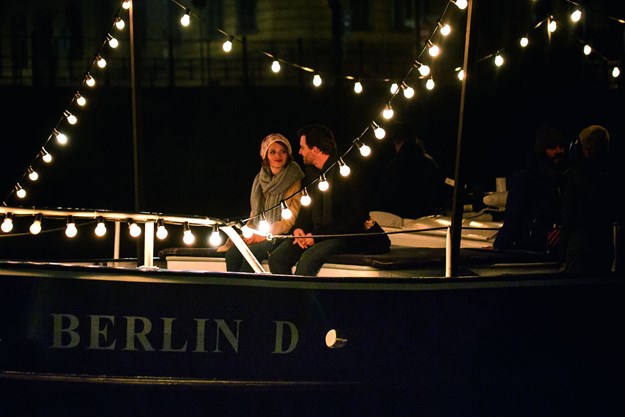 http://images.derstandard.at/t/M625/movies/2016/22891/160922223115666_7_sms-fuer-dich_aufm03.jpg http://images.derstandard.at/t/M625/movies/2016/22891/160922223115666_7_sms-fuer-dich_aufm03.jpg