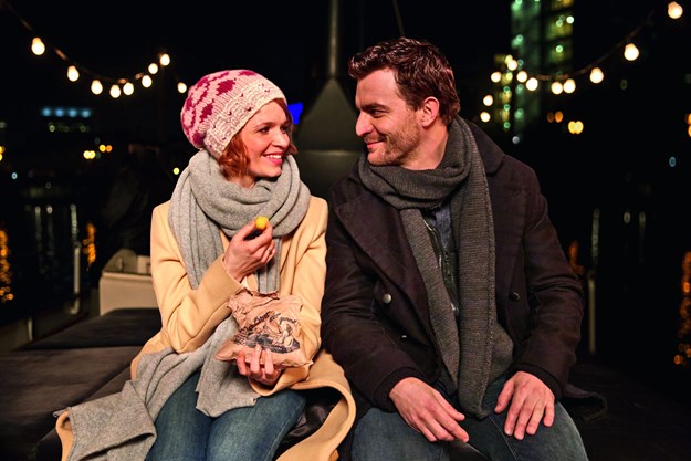http://images.derstandard.at/t/M625/movies/2016/22891/160922223115869_8_sms-fuer-dich_aufm04.jpg http://images.derstandard.at/t/M625/movies/2016/22891/160922223115869_8_sms-fuer-dich_aufm04.jpg