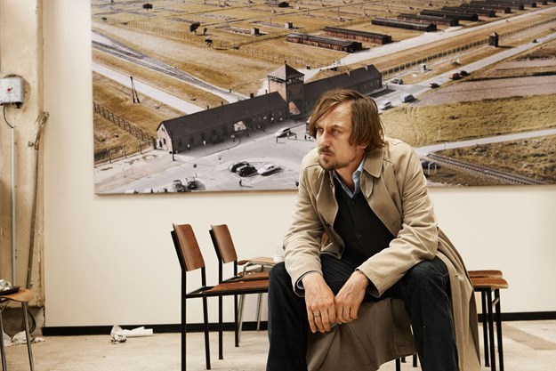 http://images.derstandard.at/t/M625/movies/2017/23765/170309223032364_9_die-blumen-von-gestern_aufm03.jpg http://images.derstandard.at/t/M625/movies/2017/23765/170309223032364_9_die-blumen-von-gestern_aufm03.jpg