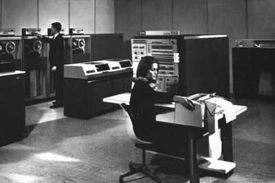 IBM-Großrechner feiert den 40. Geburtstag - Retro - derStandard.at › Web