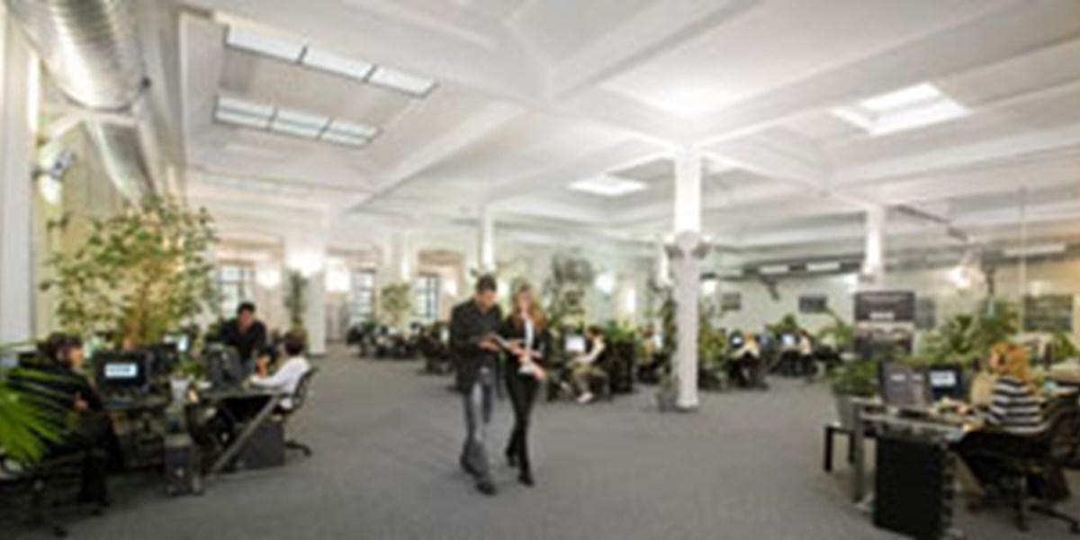 Callcenter Die Dienstleistungsfabrik Arbeitswelten Derstandard At Diestandard