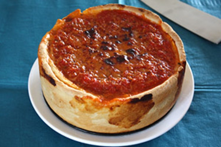 Chicago Style Deep Dish Pizza Vegetarische Rezepte Derstandard De Lifestyle