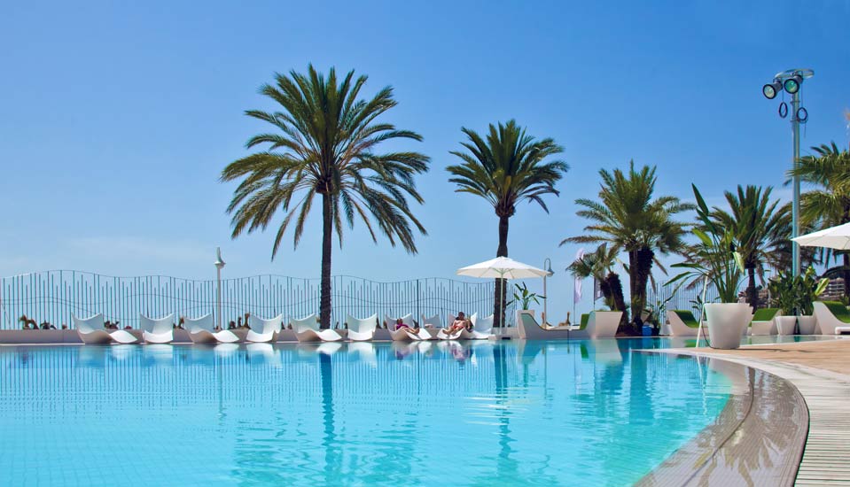 Rent A Pool Mieten Sie Sich Doch Mal Ein Hallenbad Das Erste