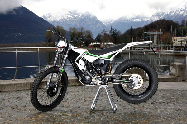 Zwei Wie Pech Und Schwefel Motorrad