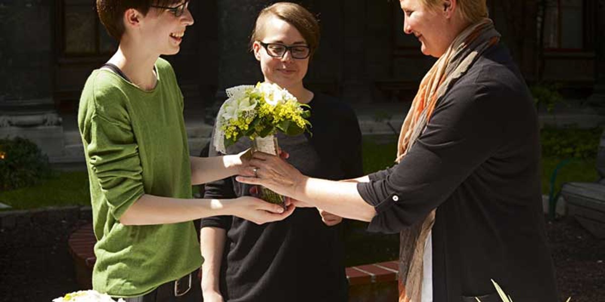 Verpartnerung Haben Eine Tochter Dazubekommen Homosexualitat Und Homophobie Derstandard At Panorama