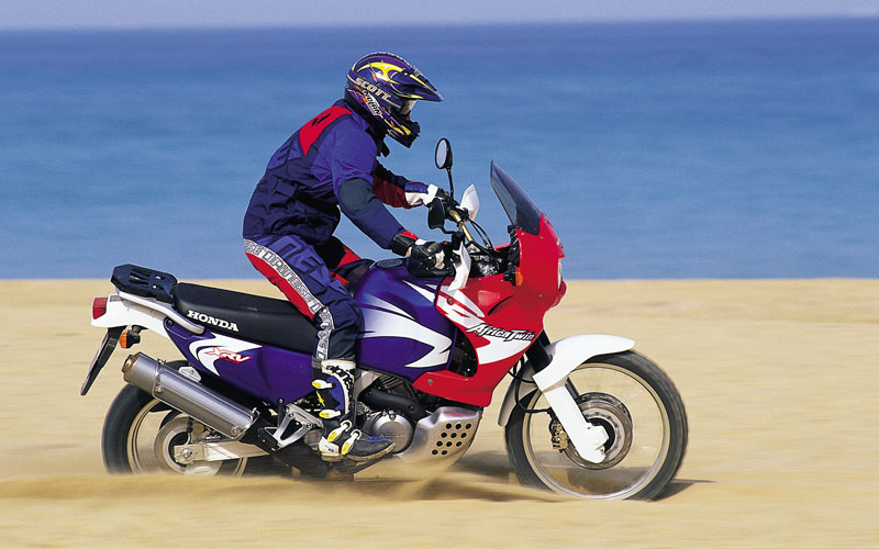 30 Jahre Honda Transalp und Africa Twin Motorrad derStandard.at