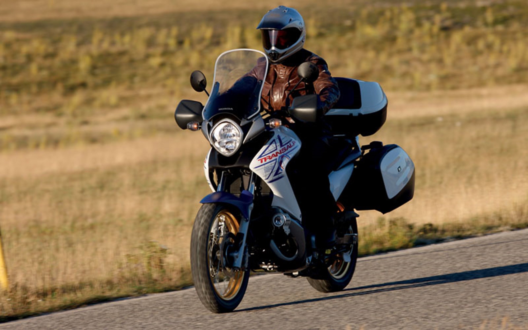 30 Jahre Honda Transalp und Africa Twin Motorrad derStandard.at