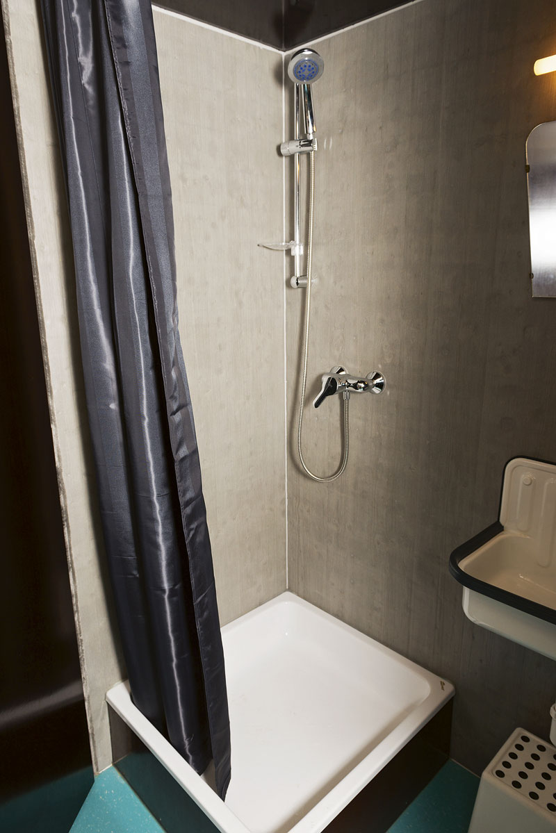 "Das Bad muss keine Wellness-Oase sein" - Architektenduos ...