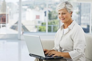 Dating mit einer 50 jahre älteren frau