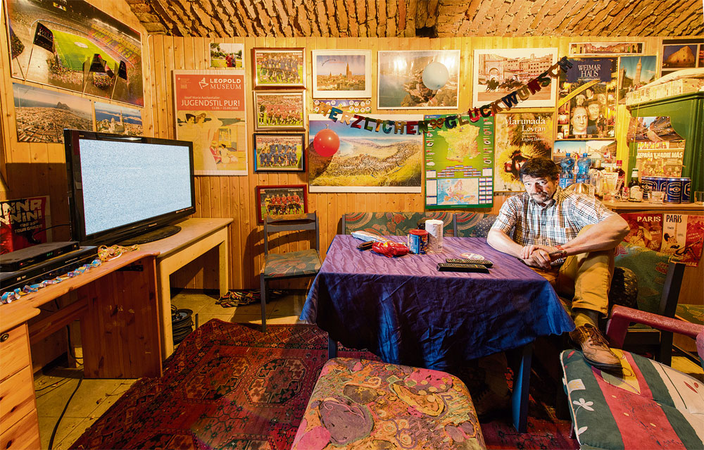 Die Deutschen habe ich hinterm Fernseher versteckt - Wohngespräch