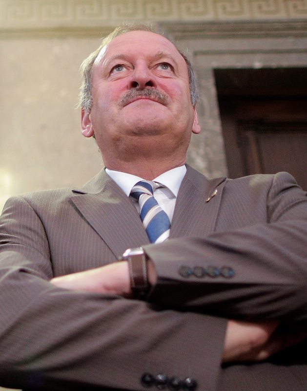 Gorbach zieht wegen Pension vor Höchstgericht BZÖ derStandard.at