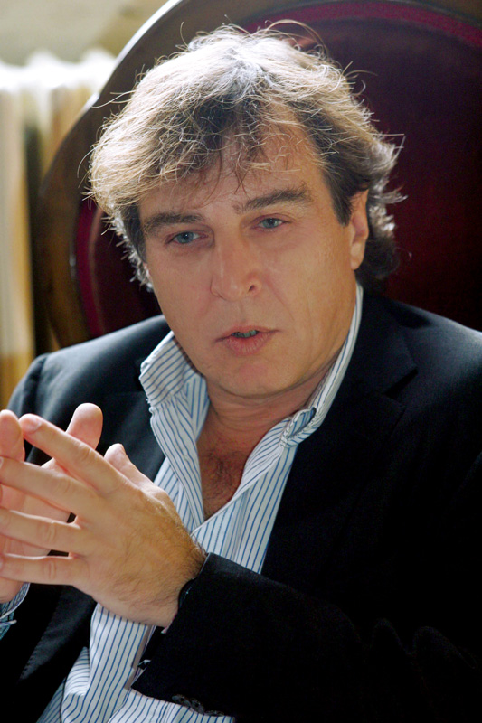 Daniele Abbado Spanischer Bruderkrieg des ewigen Hasses Staatsoper