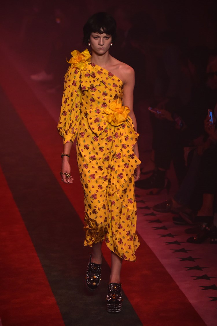 Gucci Darf Keine Modeschau Auf Akropolis Veranstalten Mode Kosmetik Derstandard At Lifestyle