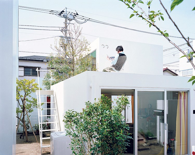 The Japanese House Warum Ist Herr Moriyama Glucklich Baukunst Derstandard At Kultur