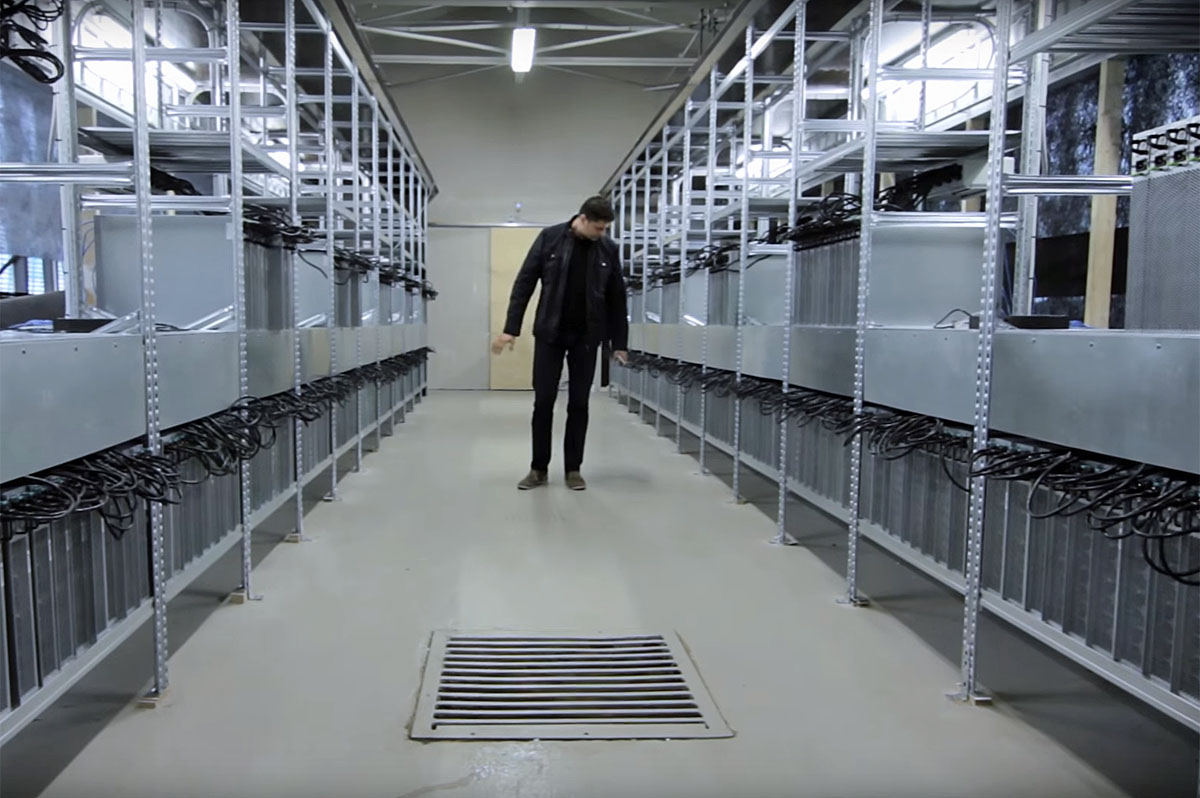 Digitaler Geldschatz Einb!   licke In Eine Islandische Bitcoin Mine - 