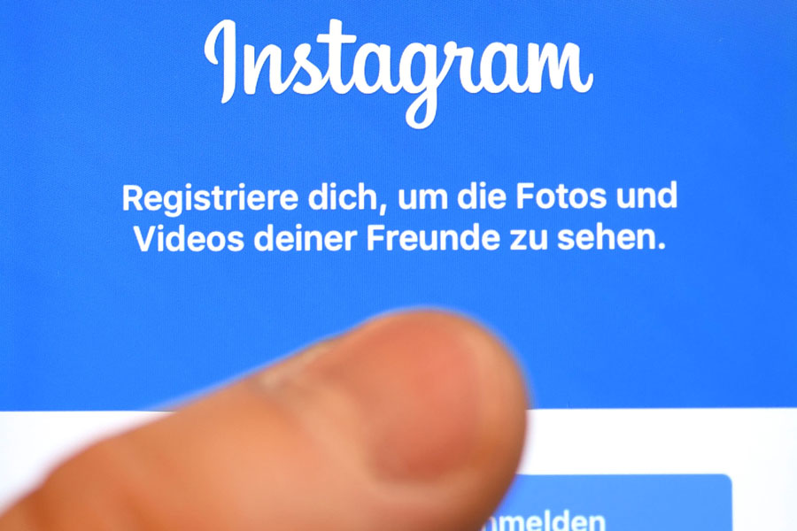 Favorites Instagram Lasst Nutzer Bald Bestimmen Wer Welche Fotos Sehen Darf Social Media Derstandard At Web