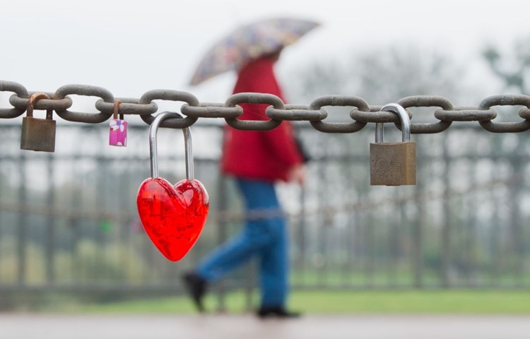 Vor Dem Herzinfarkt Schmerzen In Den Beinen Herzinfarkt Derstandard At Gesundheit