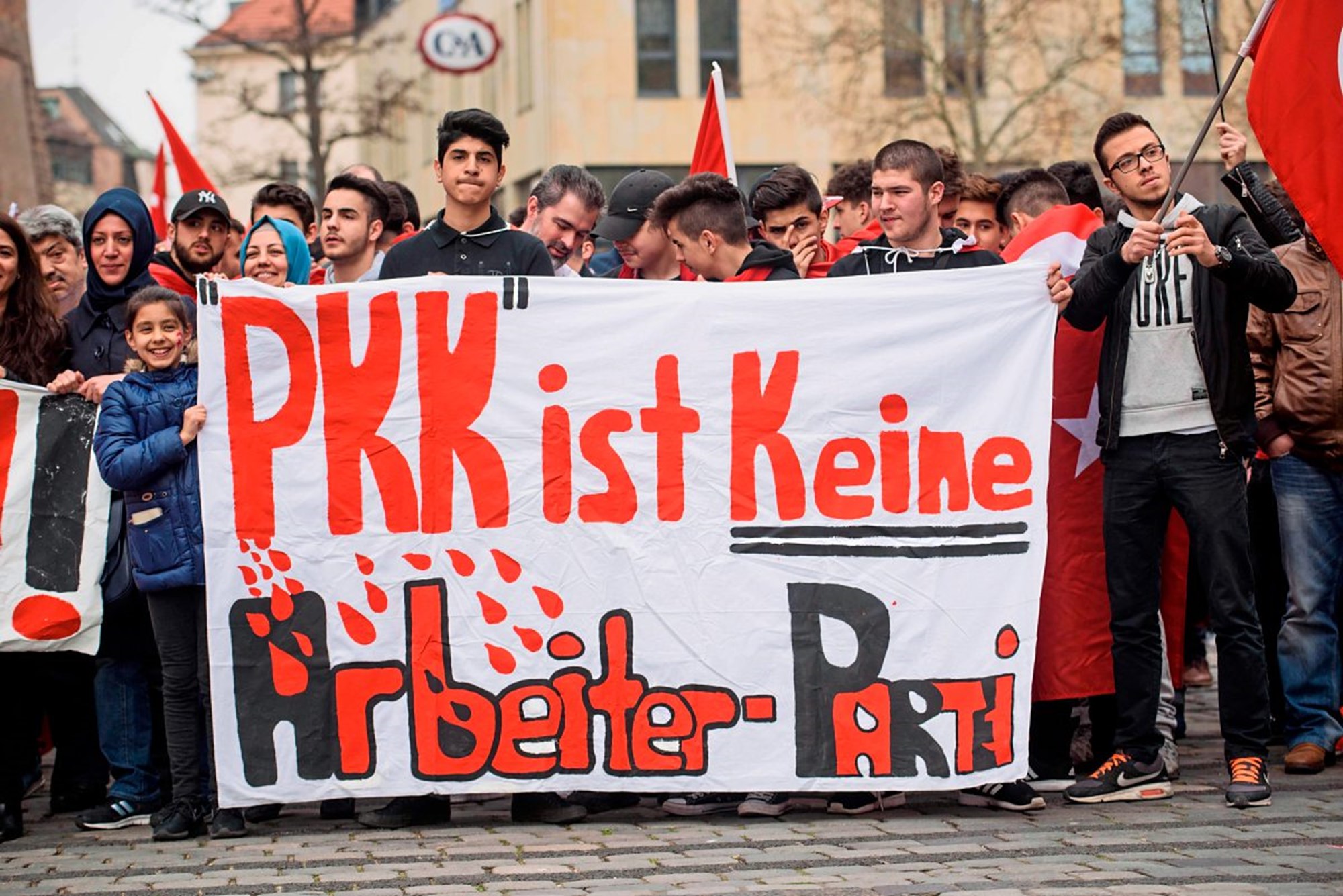 Experte Gro er Einfluss Der PKK In Deutschland T rkei DerStandard experte-gro-er-einfluss-der-pkk-in-deutschland-t-rkei-derstandard