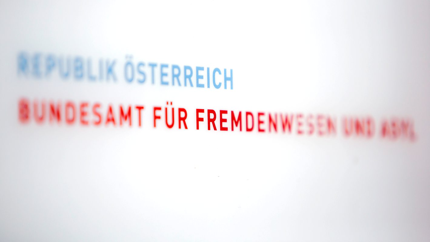 Die Asyl Lotterie Userkommentare Derstandard At Diskurs