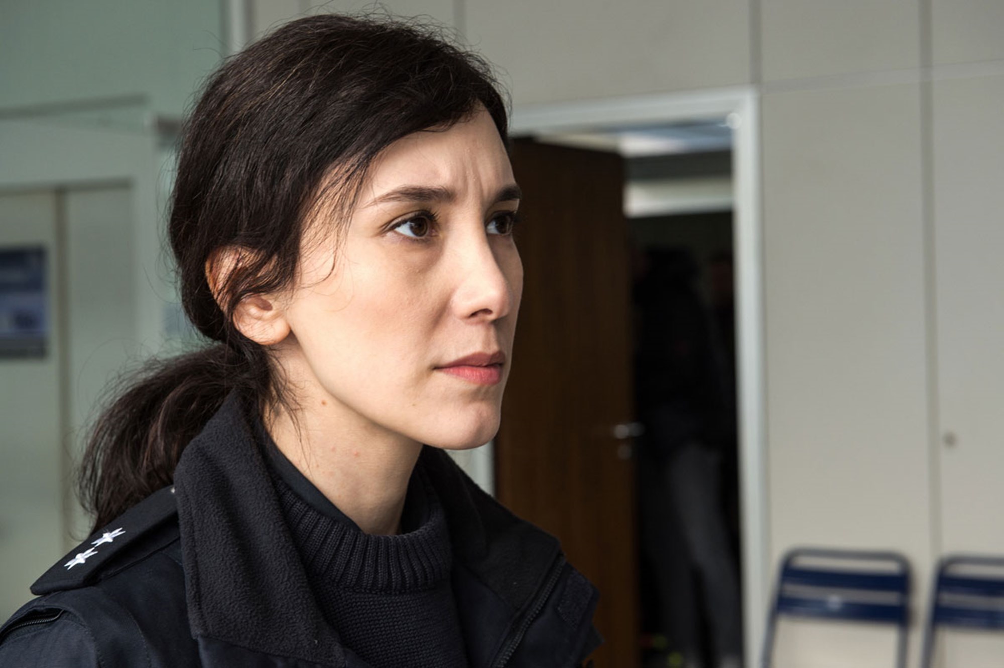 Serie Zu Is Radikalisierung Sibel Kekilli Kehrt Als Polizistin Zurück