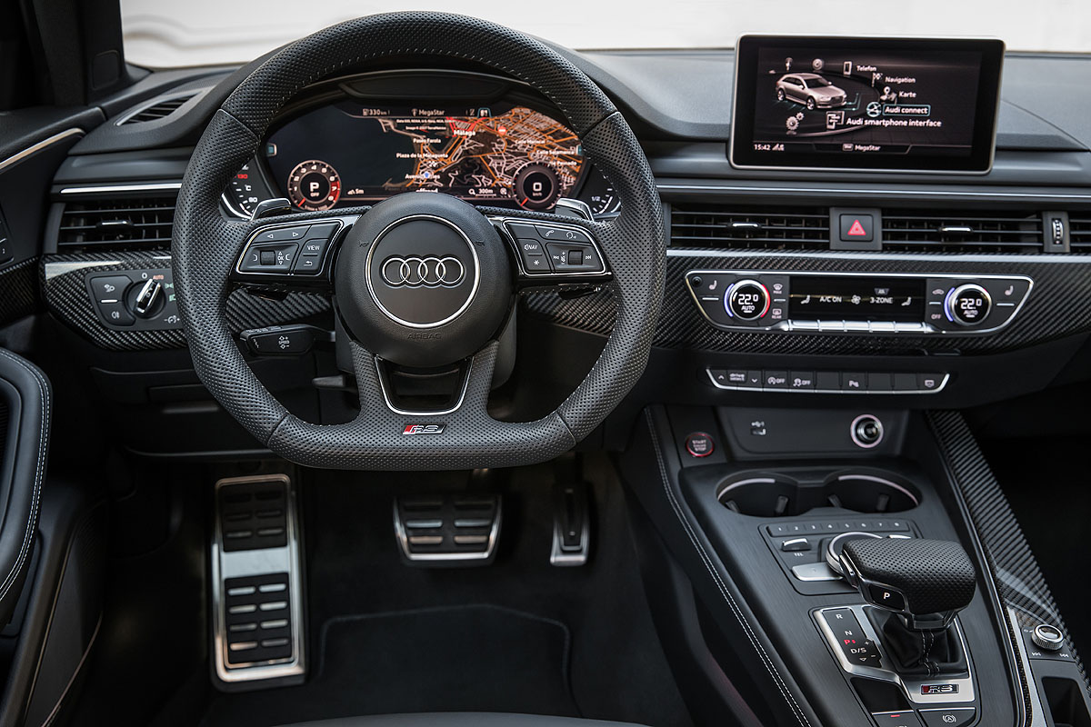 Audi Rs4 Avant Achtlos Aufgeblasen Und Ganz Schon Breit